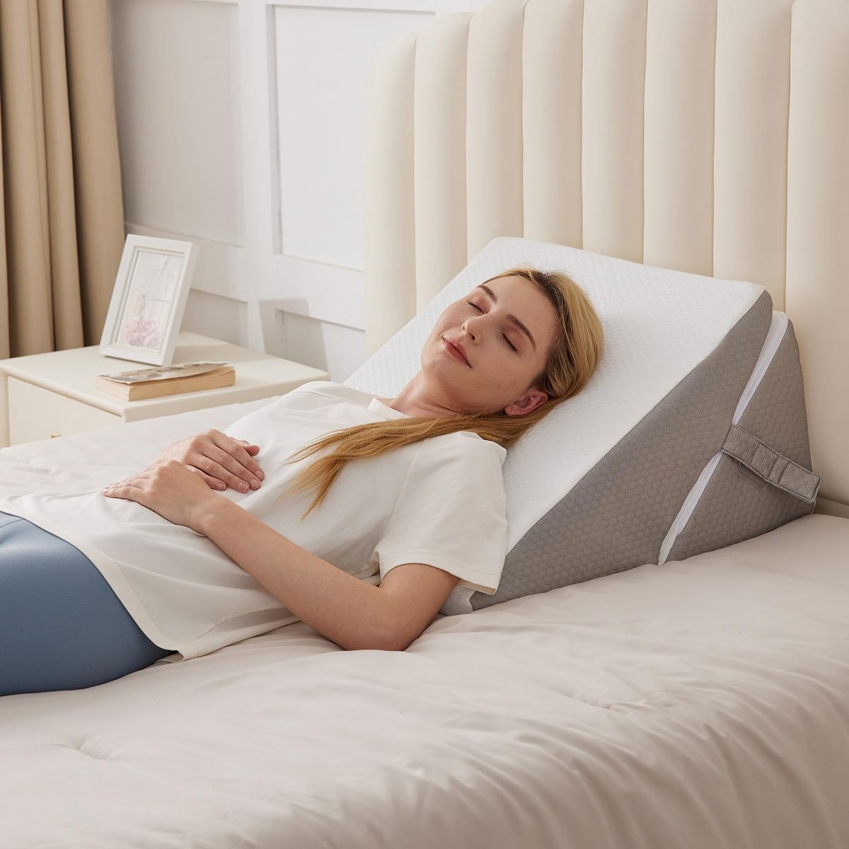 Mút PU Foam dùng làm gối chống trào ngược: Giải pháp hiệu quả cho giấc ngủ an toàn