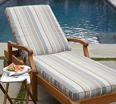 Mút PU Foam Không Thấm Nước – Giải Pháp Vật Liệu Ưu Việt Cho Nội Thất Sofa, Đệm Ghế